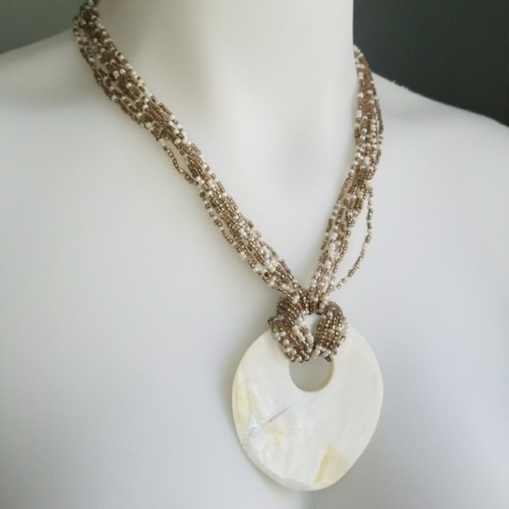 Premier Designs Luminous Necklace